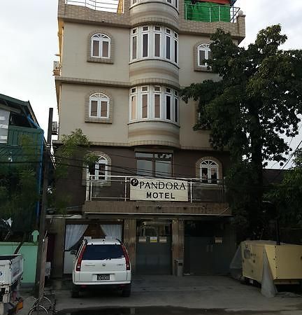 Pandora Motel Yangon Exteriör bild